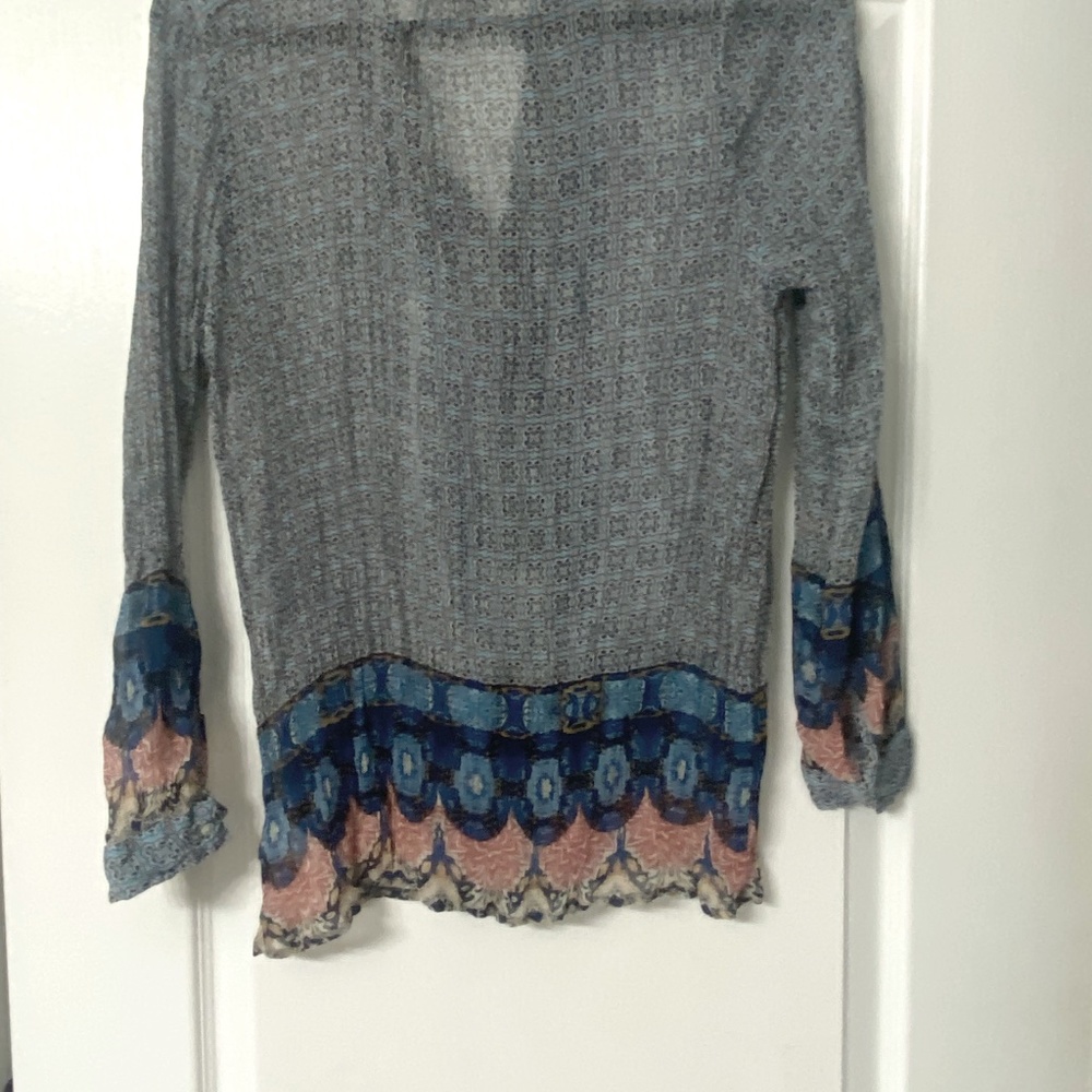 Lucky brand women’s large button up blue top, sheer, crinkled